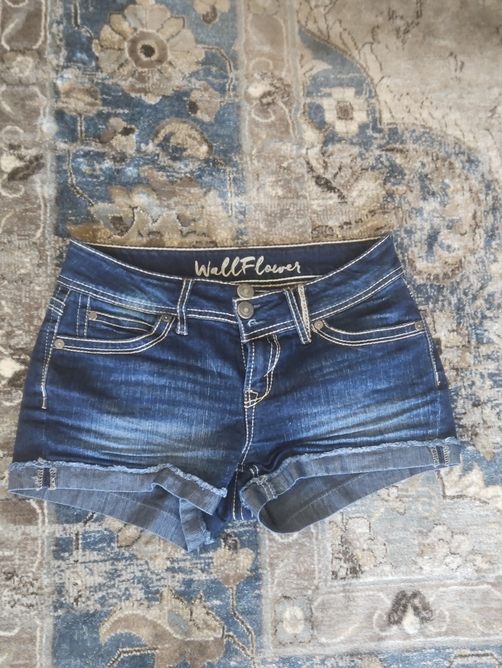 WallFlower Indigo Rolled-Hem Denim Jean Shorts